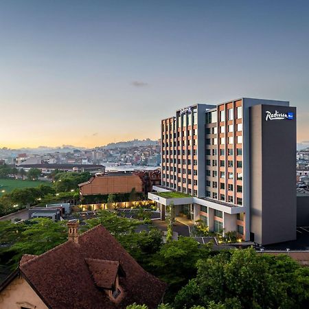 Radisson Blu Hotel Antananarivo Waterfront ภายนอก รูปภาพ