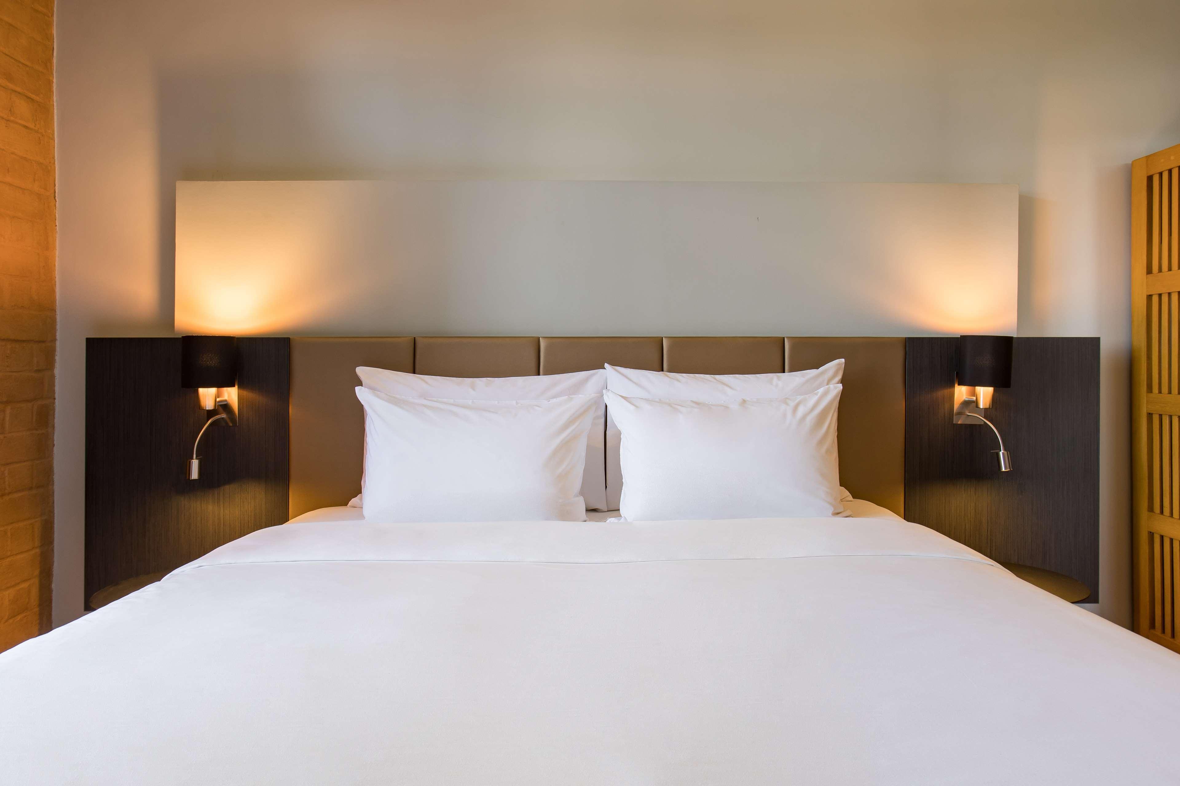 Radisson Blu Hotel Antananarivo Waterfront ภายนอก รูปภาพ