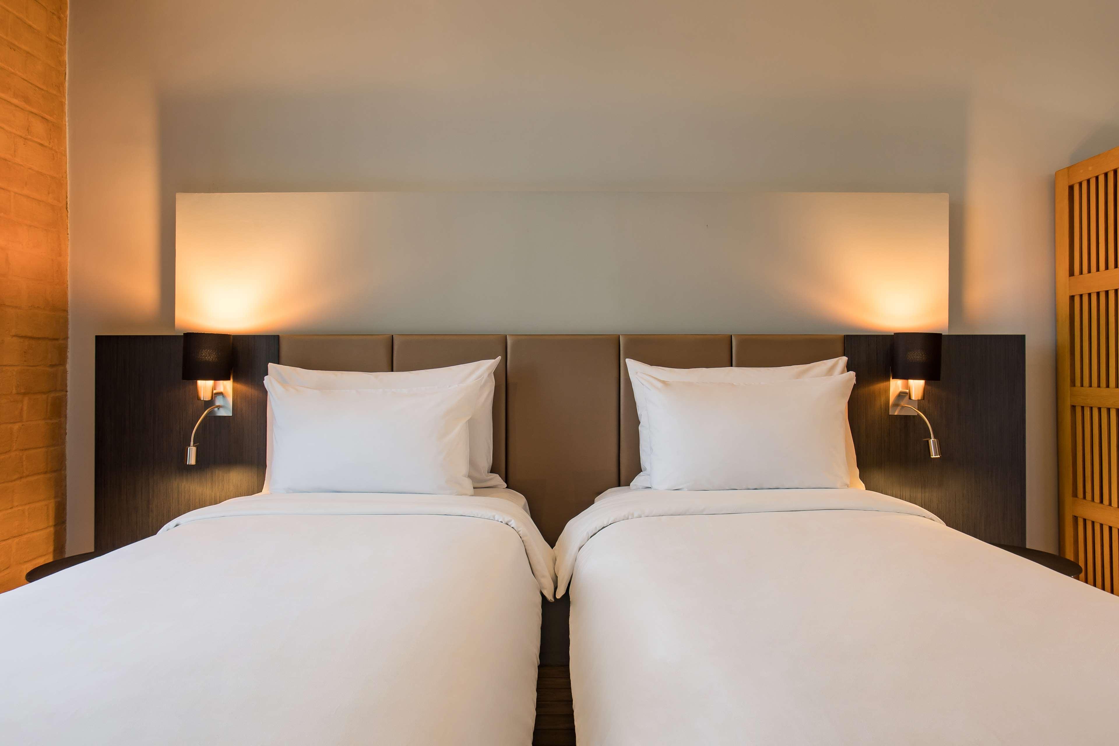Radisson Blu Hotel Antananarivo Waterfront ภายนอก รูปภาพ