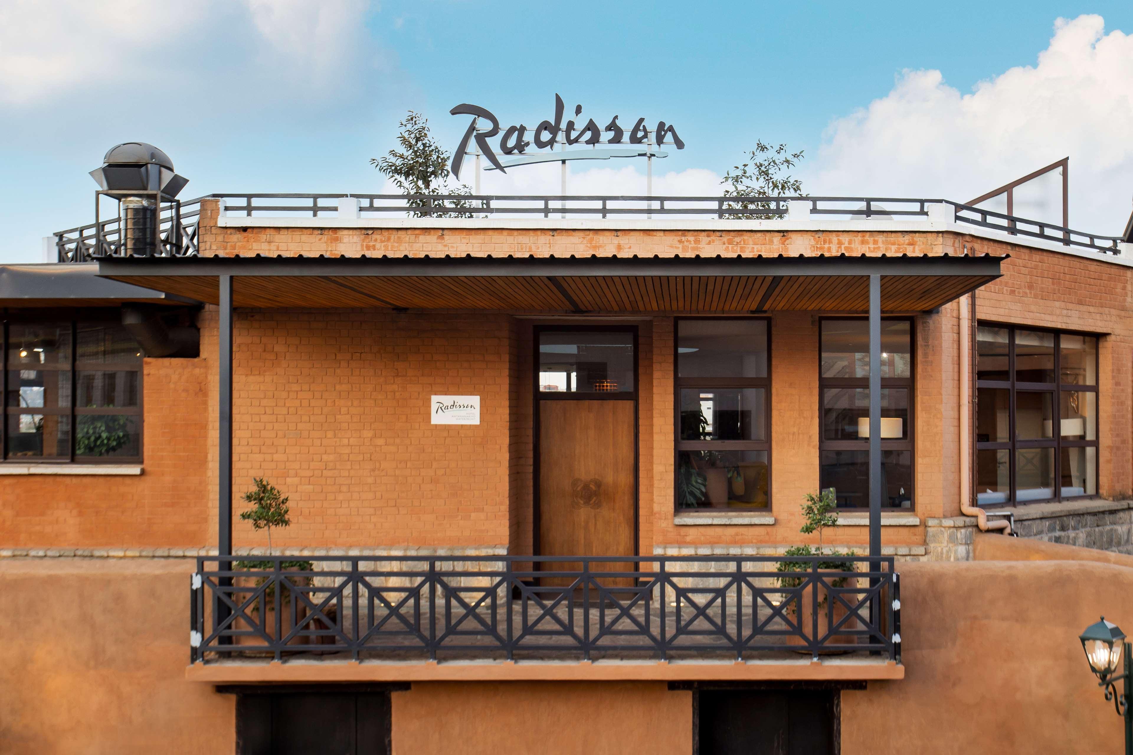 Radisson Blu Hotel Antananarivo Waterfront ภายนอก รูปภาพ