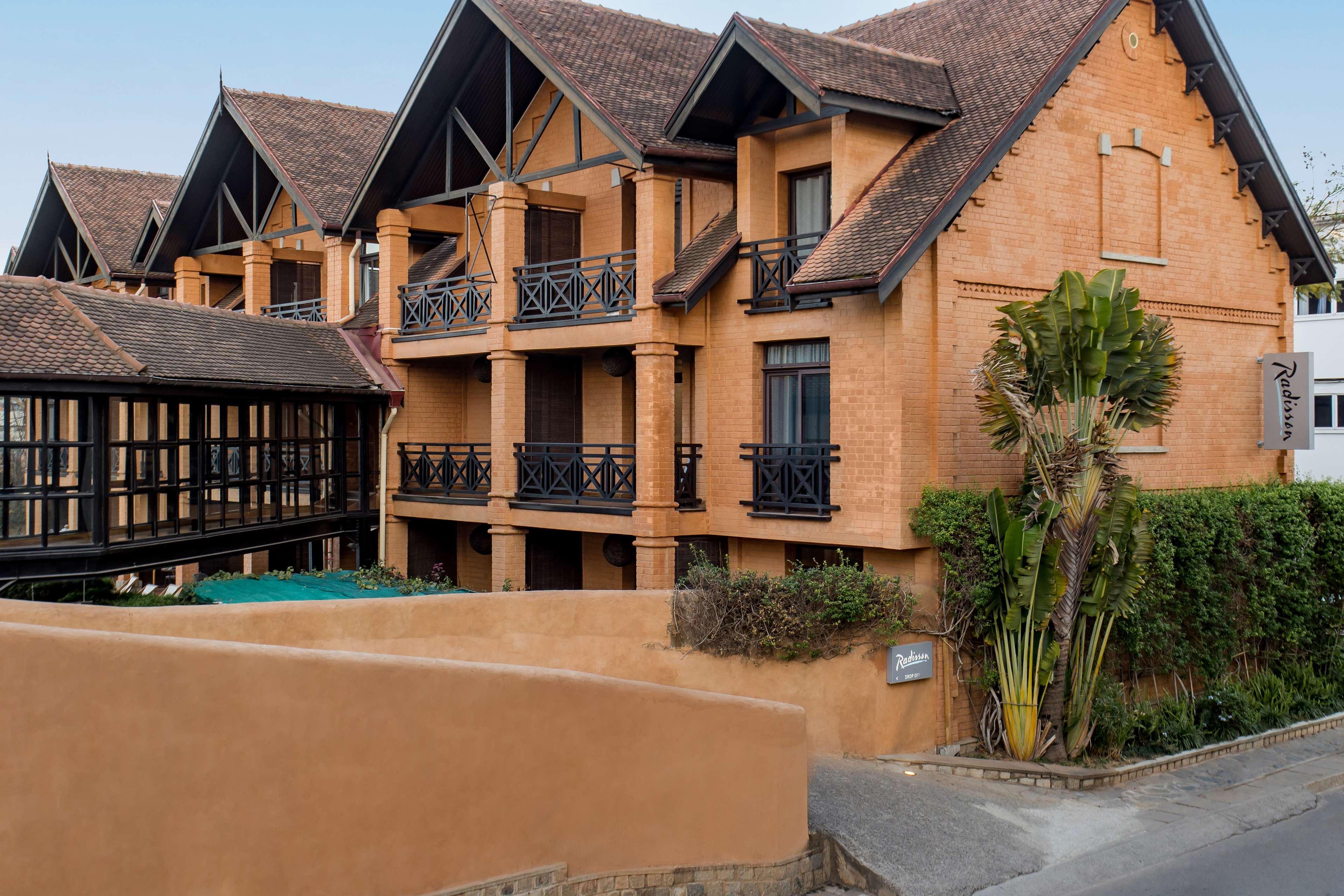 Radisson Blu Hotel Antananarivo Waterfront ภายนอก รูปภาพ