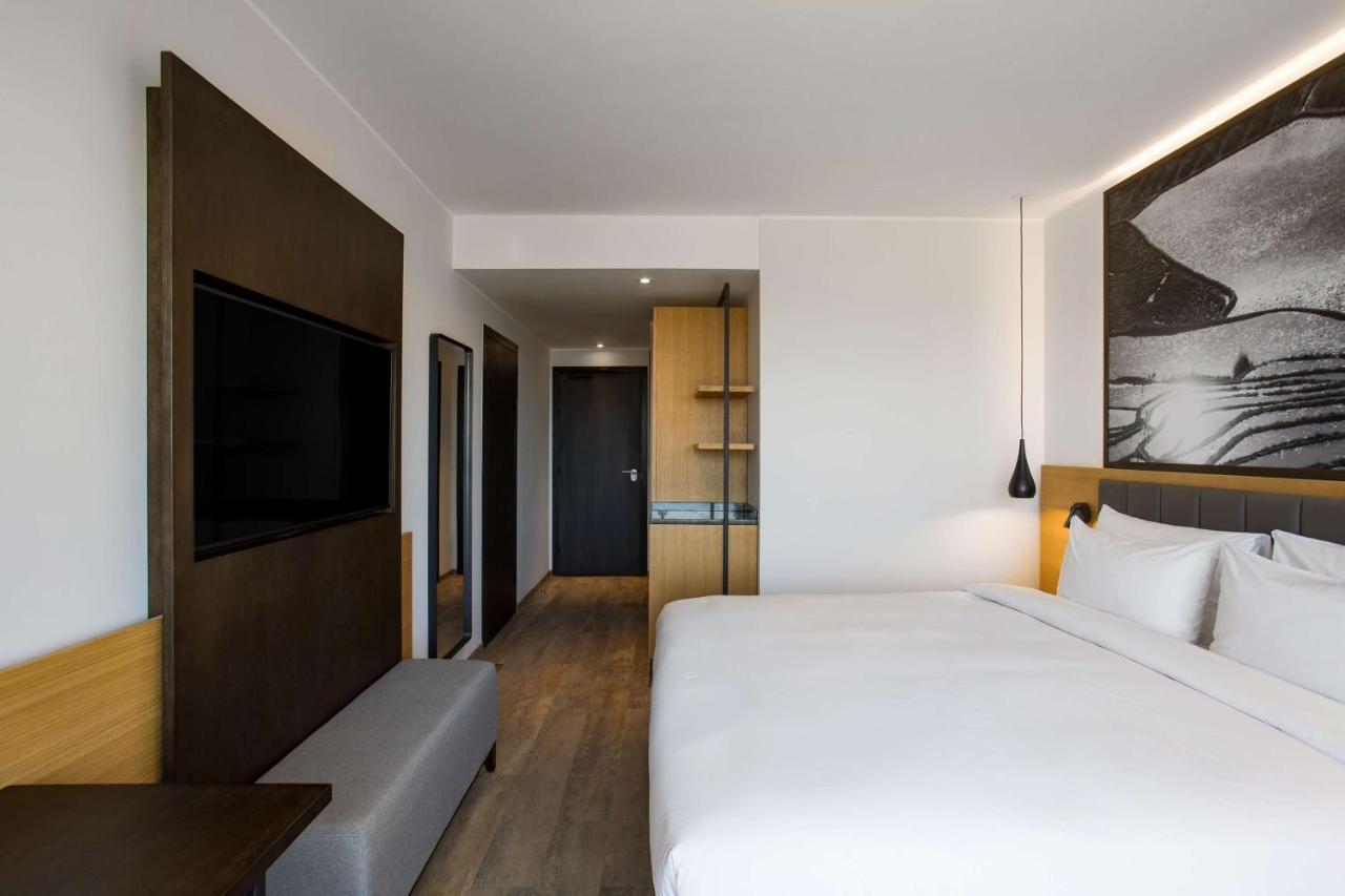 Radisson Blu Hotel Antananarivo Waterfront ภายนอก รูปภาพ