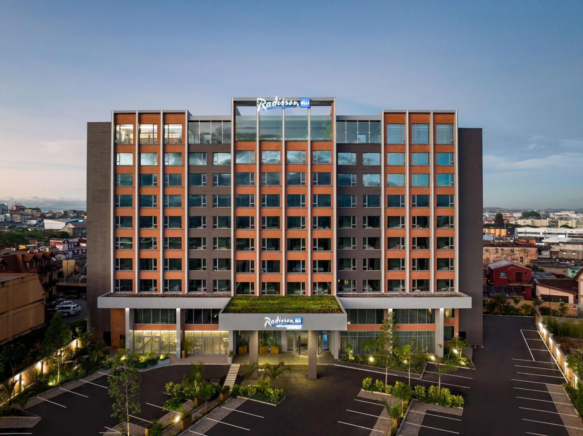Radisson Blu Hotel Antananarivo Waterfront ภายนอก รูปภาพ